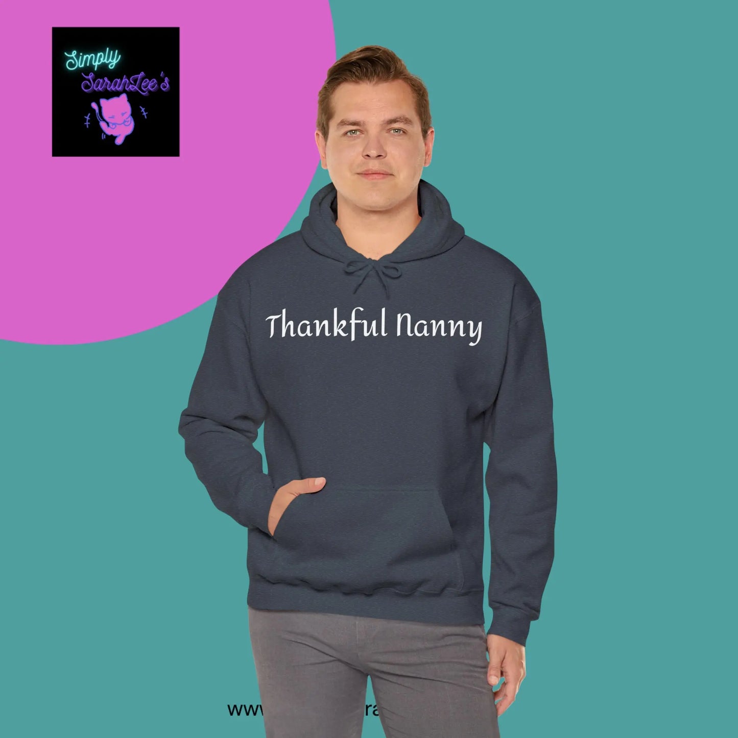 Thankful Nanny Thanksgiving Gift with Kids on the back Unisex Heavy Blend Hooded Sweatshirt