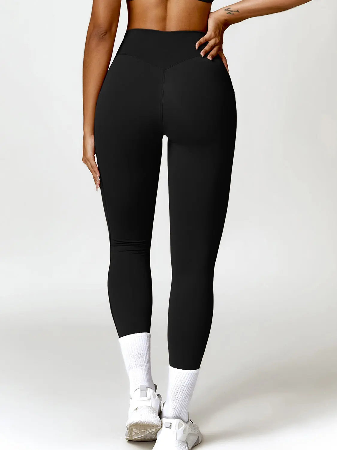 Twisted High Waist Active Pants with Pockets Trendsi