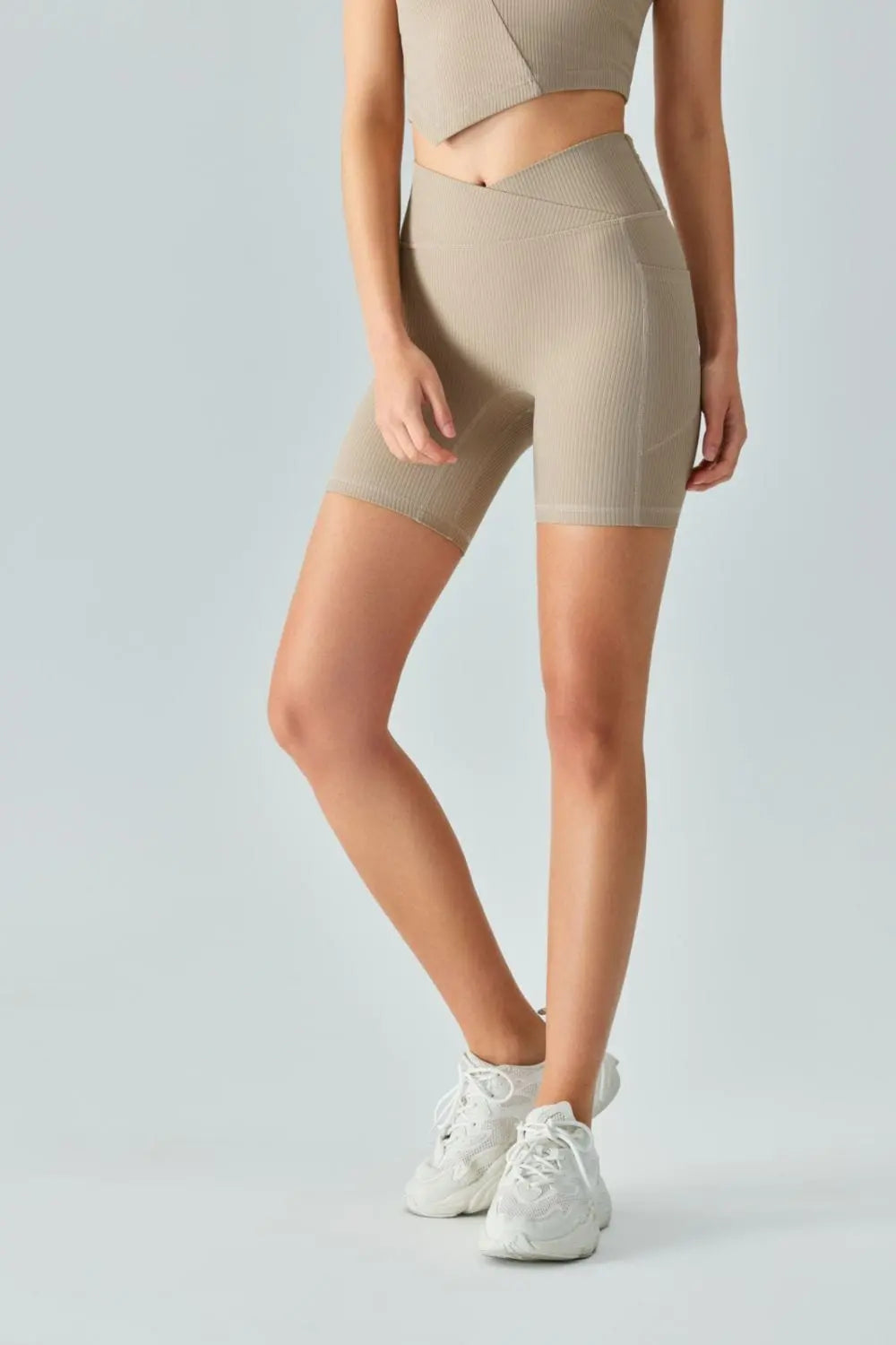 V-Waist Ribbed Sports Shorts with Pockets